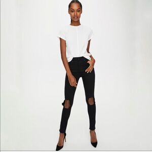 NWT Levi’s 721 High Rise Skinny distressed Black Jeans